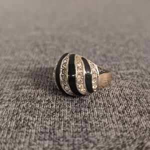 3 for $30 | Vintage EDCO Black Enamel and Rhinestone Dome Ring, Size 10